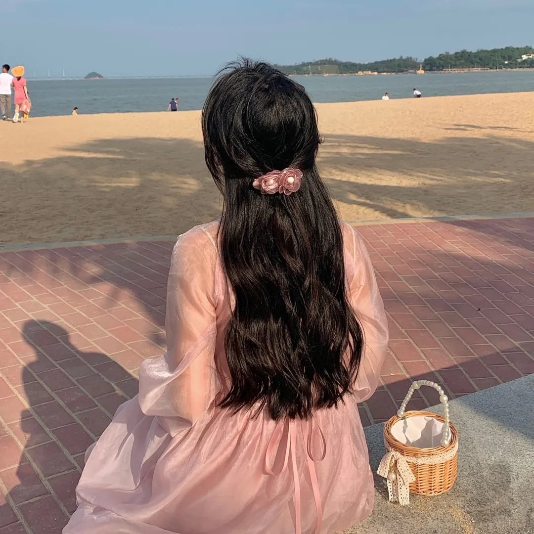 埃莱扎·施莱辛格：战妆